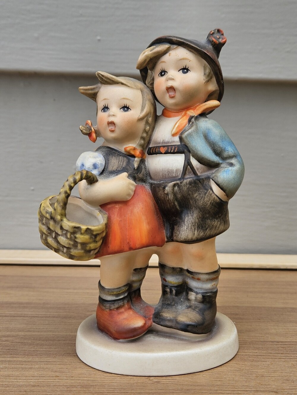 Surprise Hummel